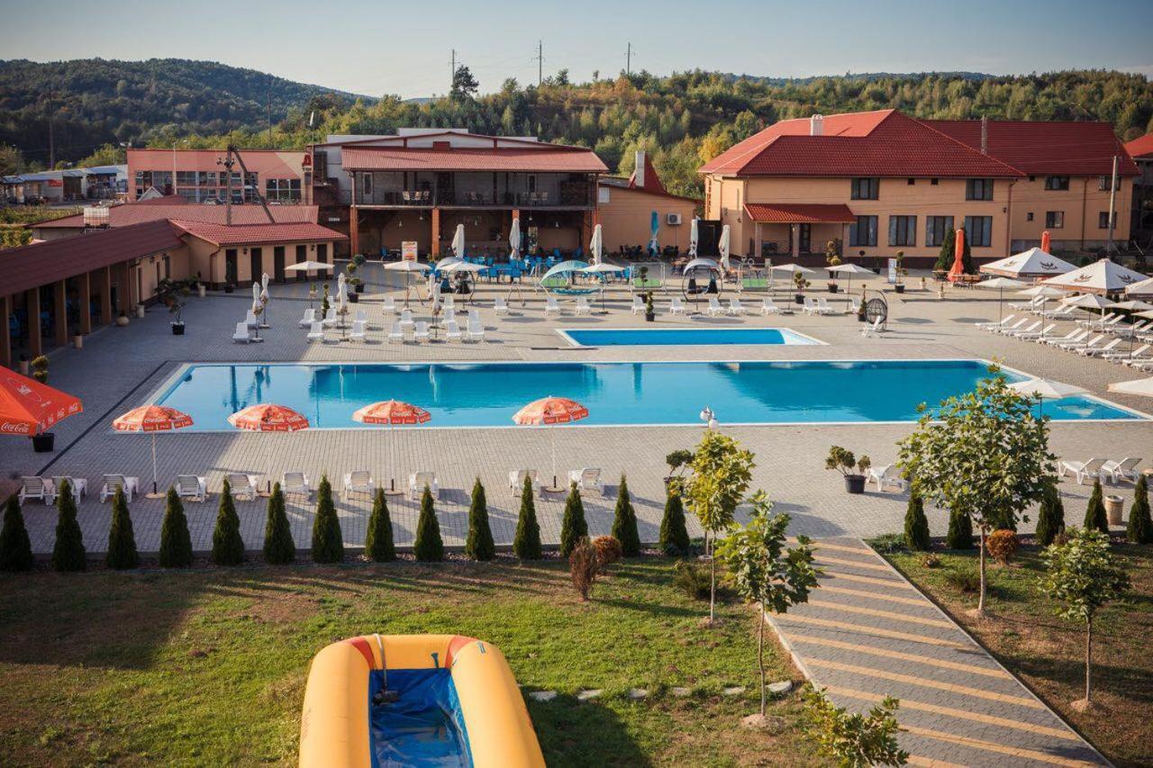 Illara Spa Hotel Irshava Exterior photo