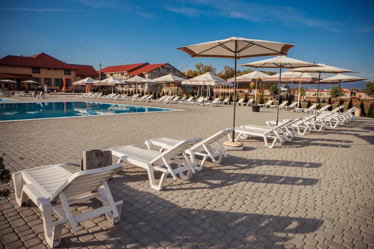 Illara Spa Hotel Irshava Exterior photo
